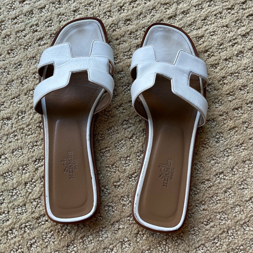 Hermes White Oran Leather Slide Sandals